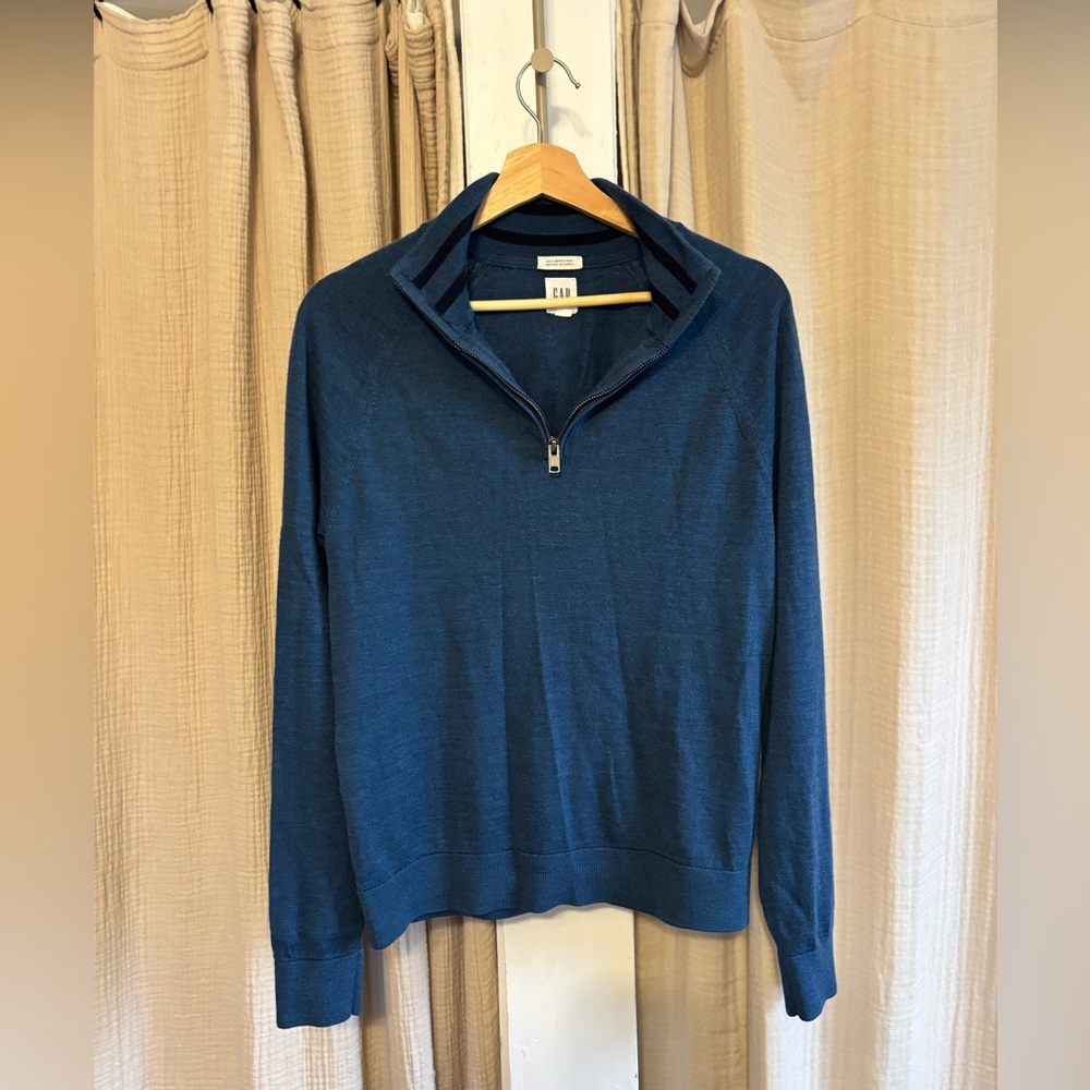 GAP 100% Merino Wool Quarter Zip- Small
